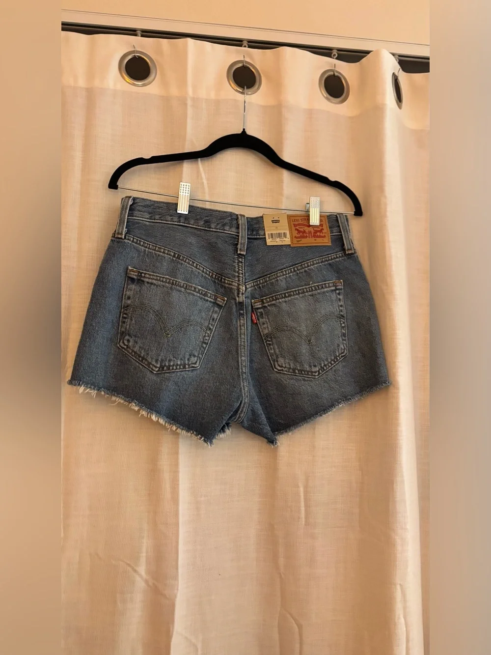 Levis nwt high